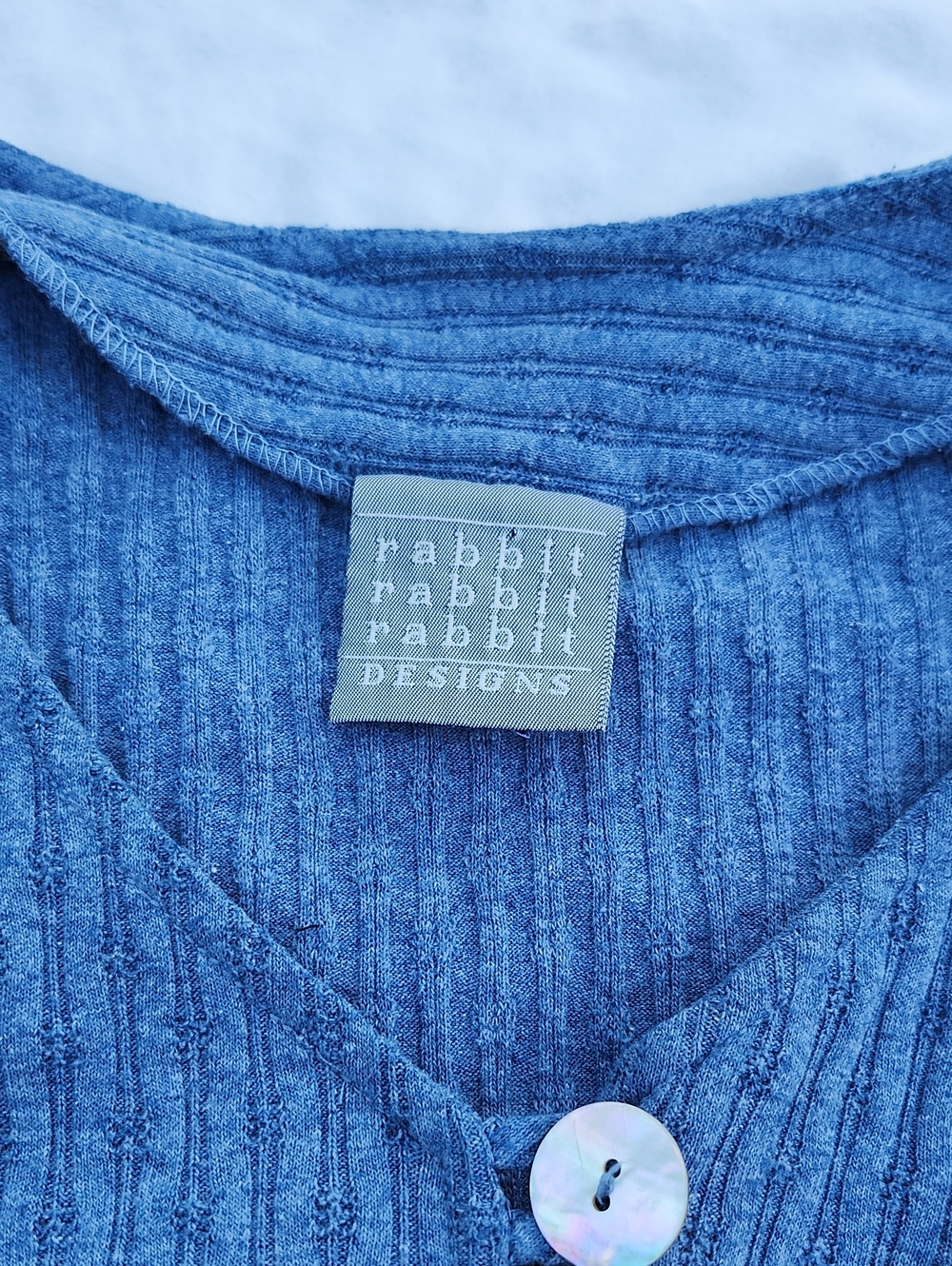 Rabbit Rabbit Rabbit Designs Blue Ribbed V-Neck Button Front Top Size XS - Picture 4 of 5